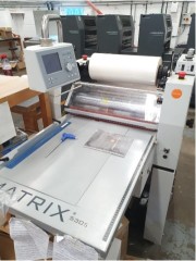 Laminating machine